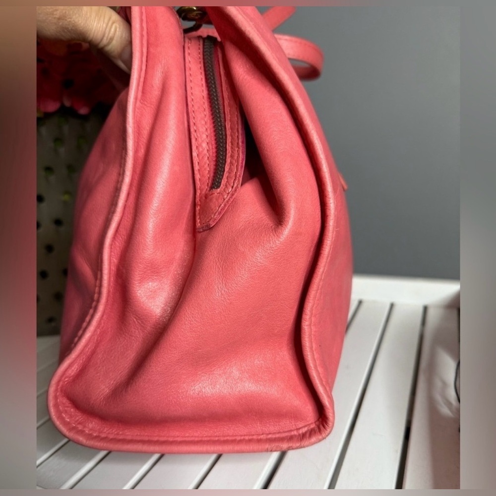 American Leather Co. Lenox Triple Entry Satchel! Preowned! - Picture 4 of 7